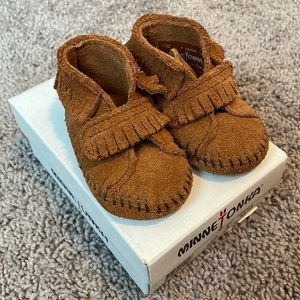 Minnetonka Baby Moccs